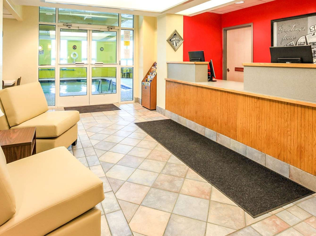 Super 8 by Wyndham Sault Ste. Marie主图