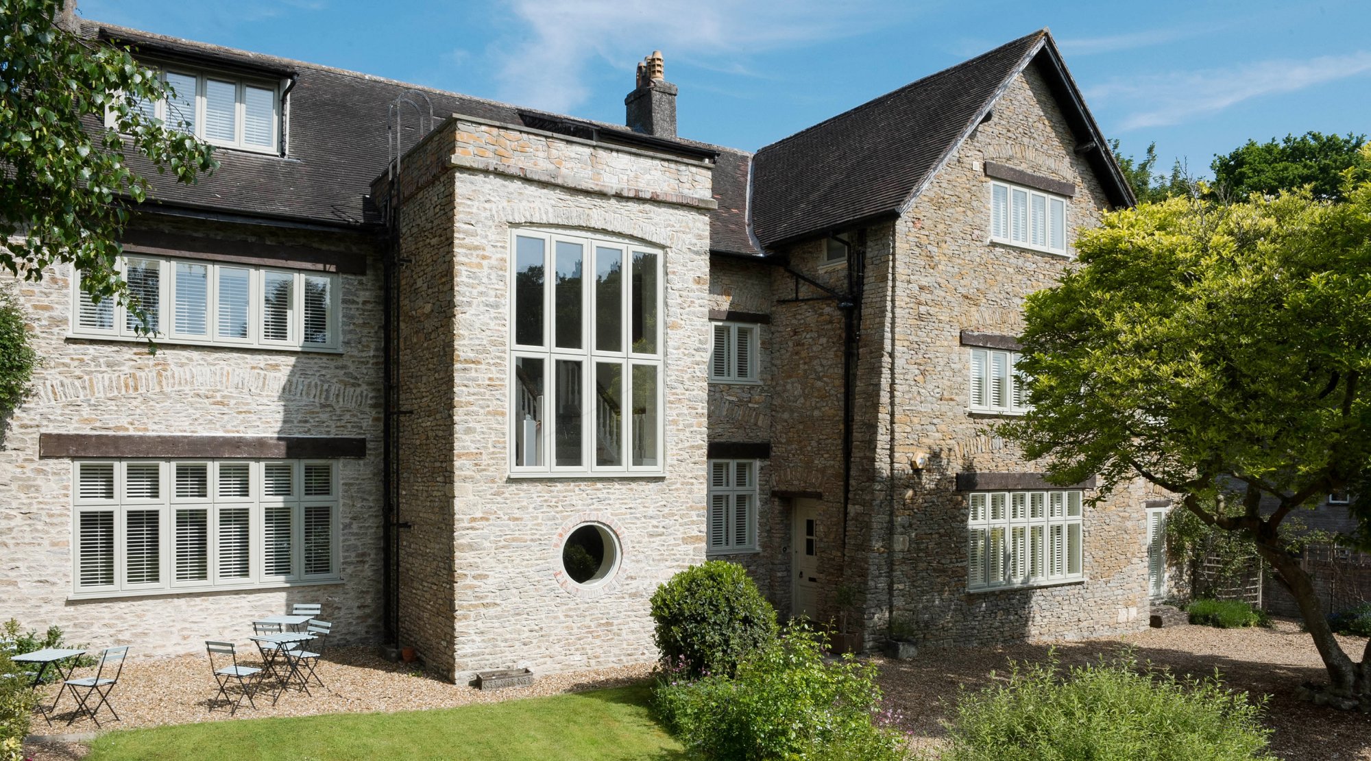 Old Parsonage House-官方