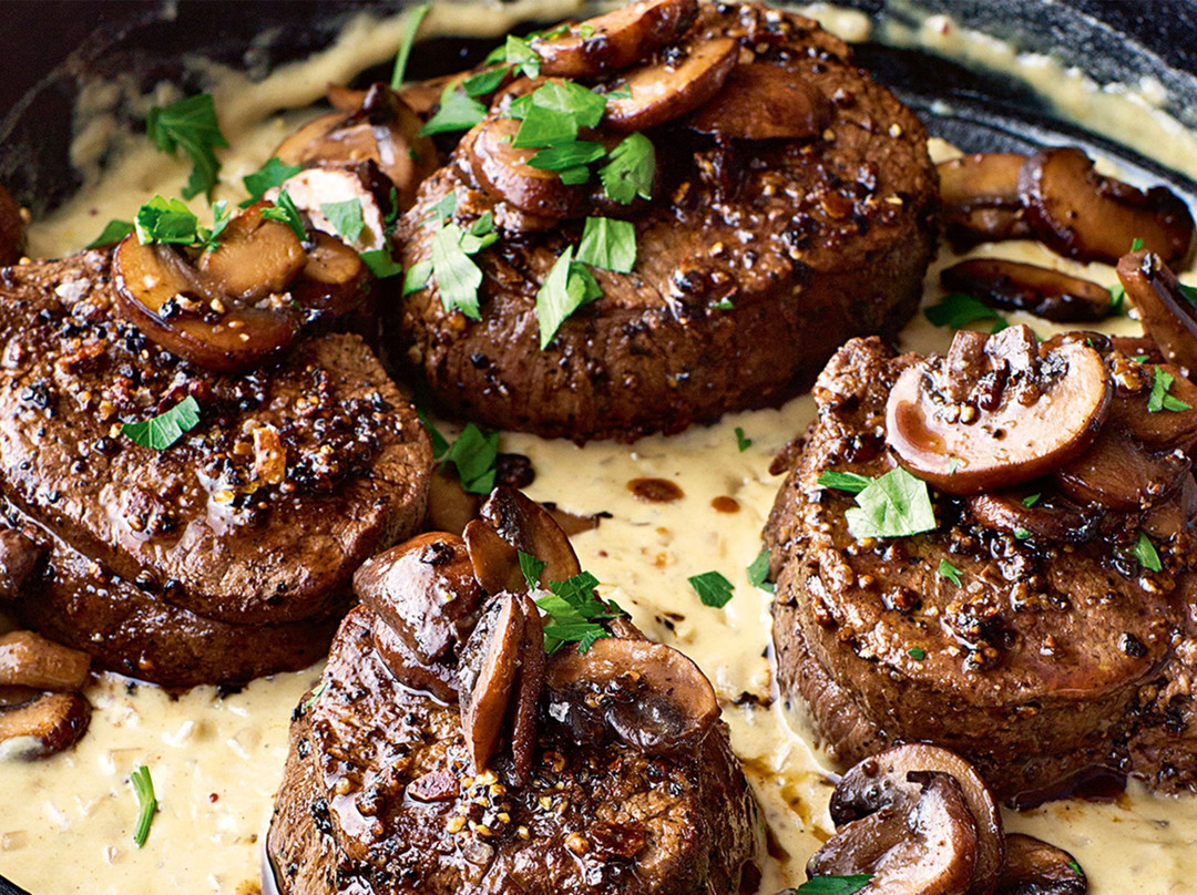 Macondo de Pizza Pazza Hotel RestoBar主图