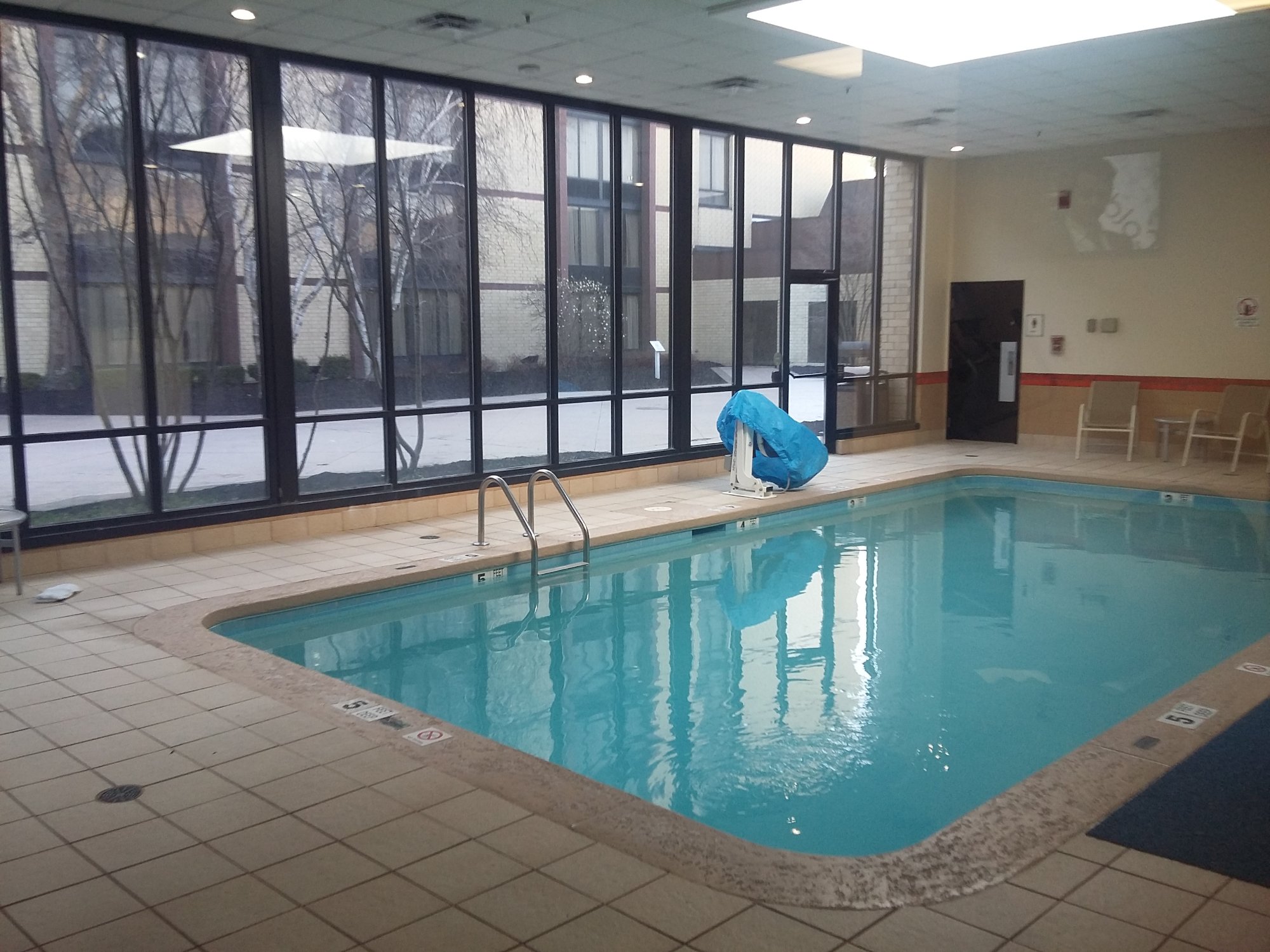 Doubletree By Hilton Hotel Newark Ohio-泳池