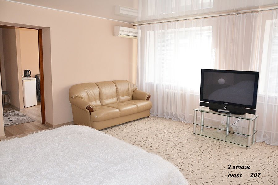 Hotel Sebryakovskaya主图