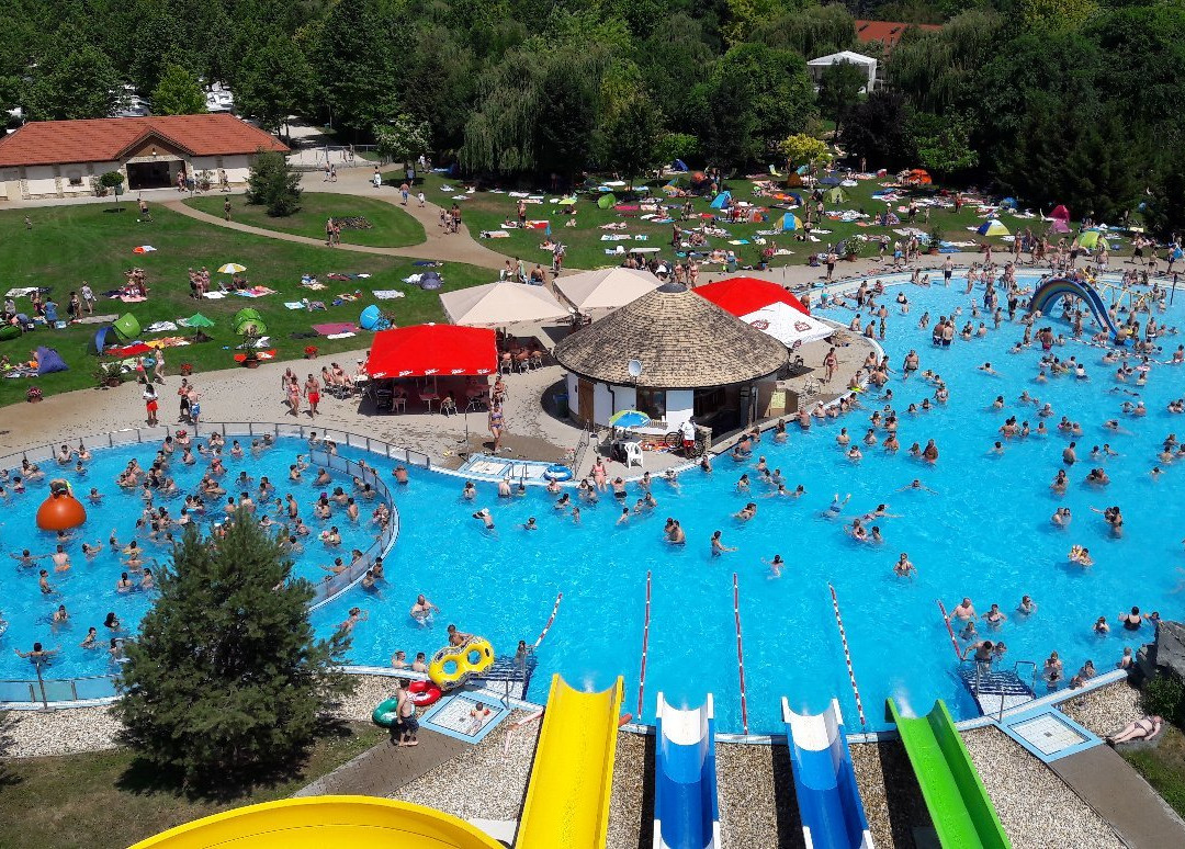Lipot Termal Camping
