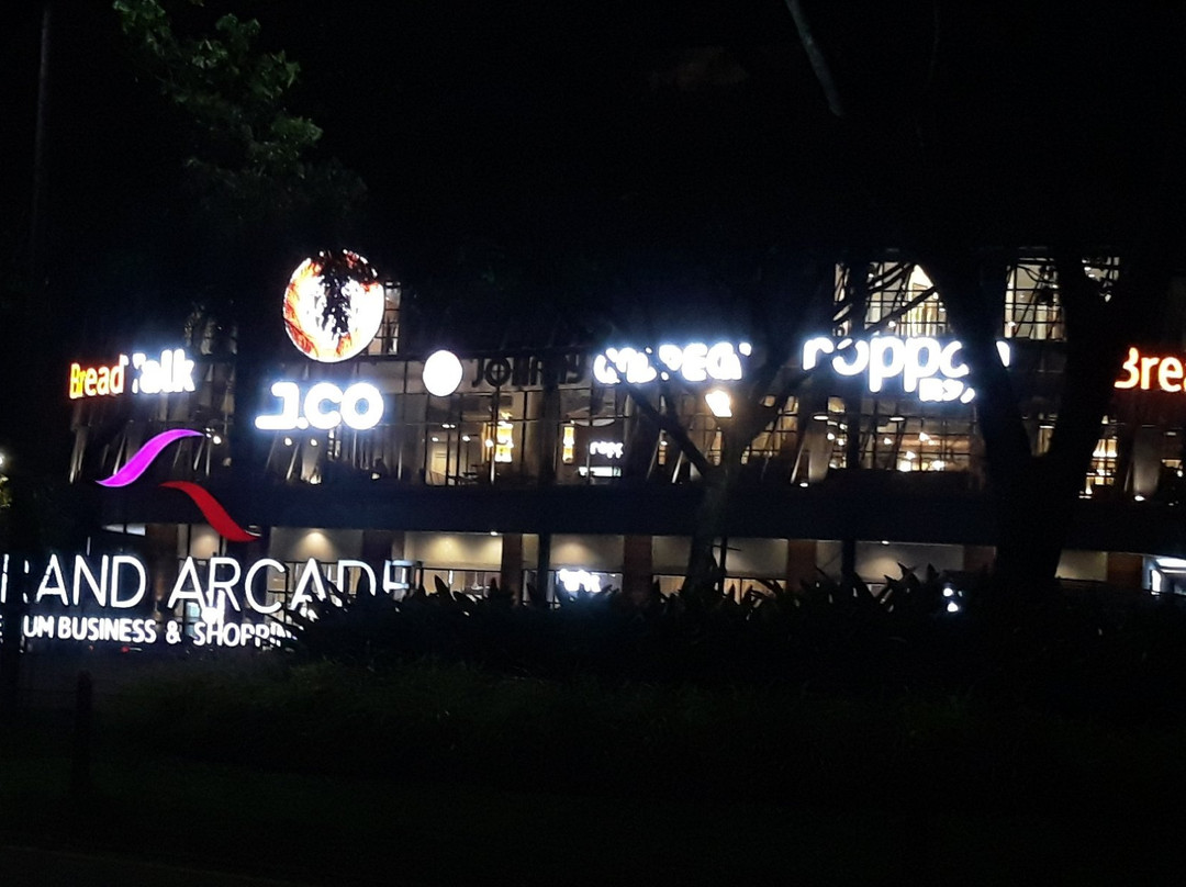 Tapos餐馆和美食-BreadTalk