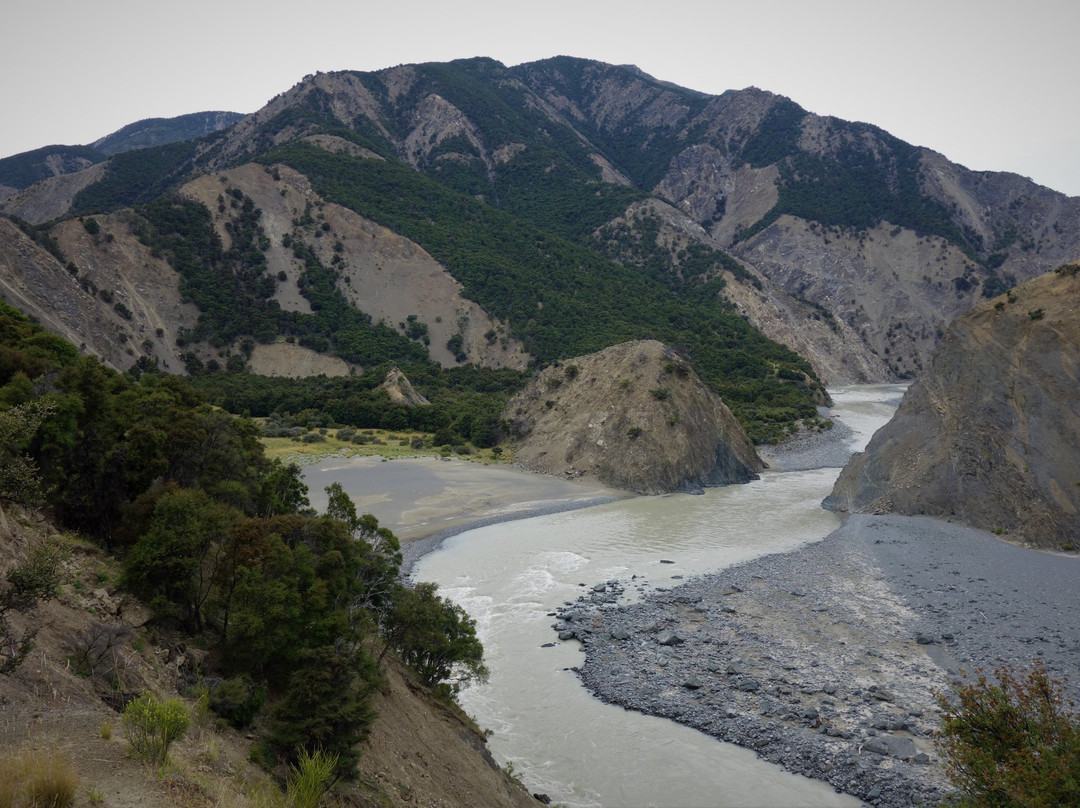 Clarence River Rafting Kaikoura景点图片