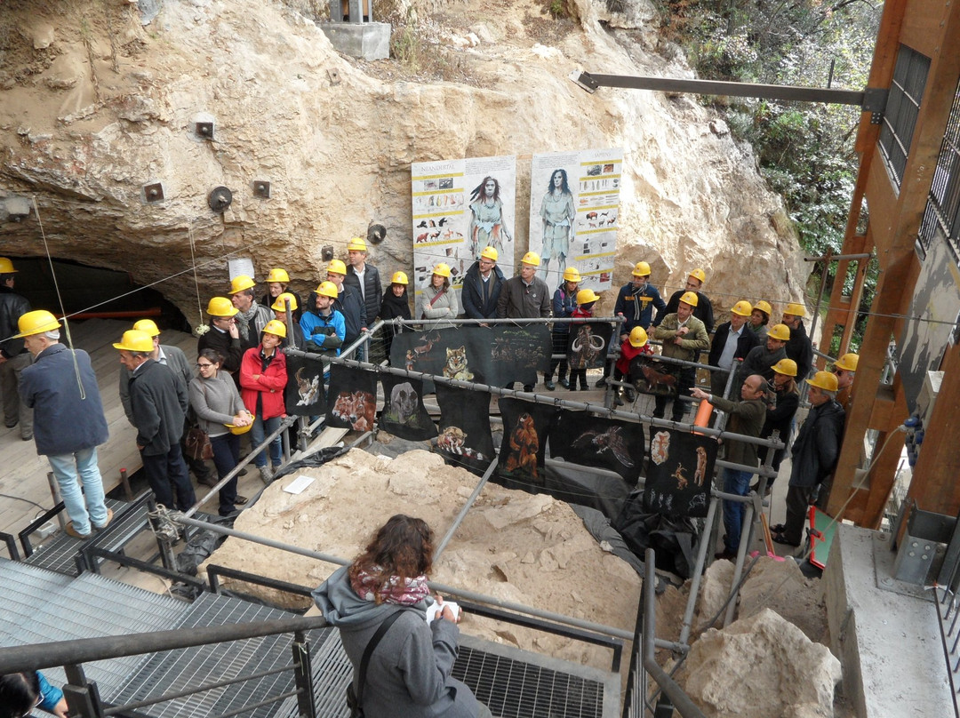 Grotta di Fumane景点图片
