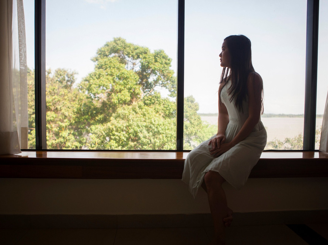 华美达酒店主图