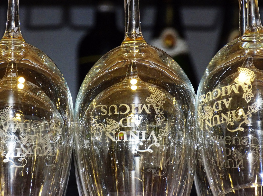 Vinun Ad Amicus-Banares必去景点