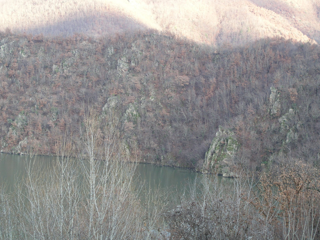 Thisavros Dam-Paranesti必去景点