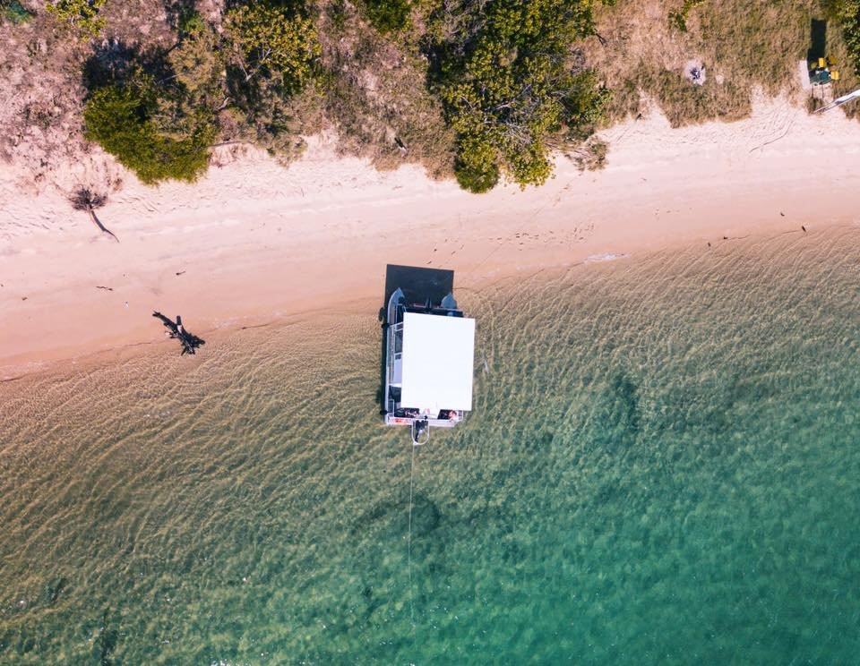 Gold Coast Party Pontoons-Runaway Bay必去景点