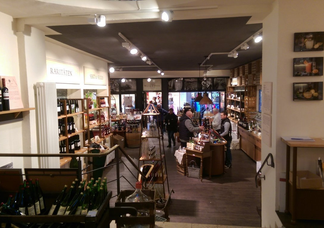 Weingut Walter J. Oster-科赫姆必去景点