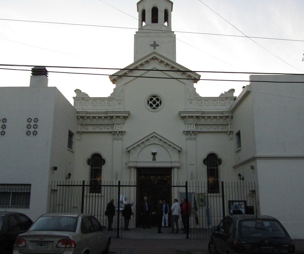 Parroquia Santa Teresa del Nino Jesus景点图片