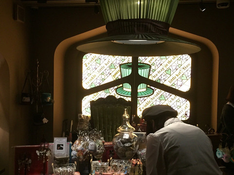 Alice on Wednesday Tokyo-涩谷区必去景点