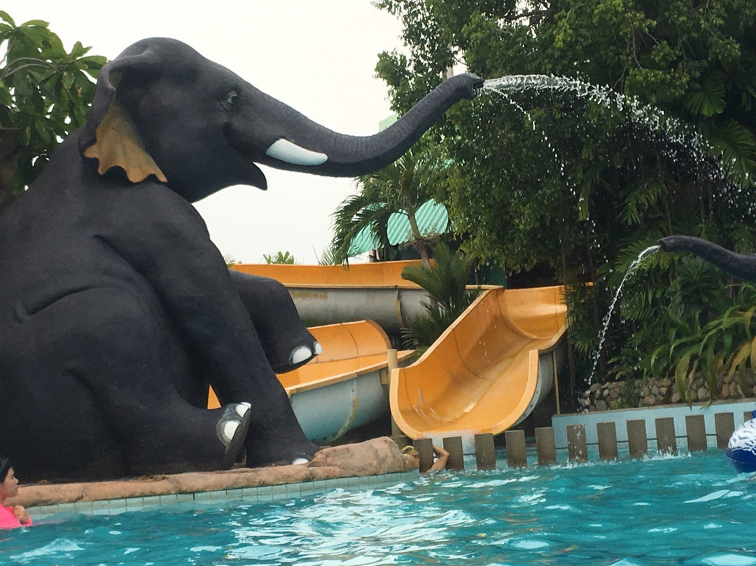 Fantasia Lagoon Water Park-暖武里必去景点