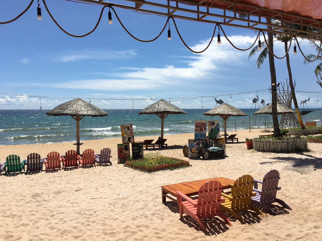 Duong Bao旅游景点-Golden Sand Bar
