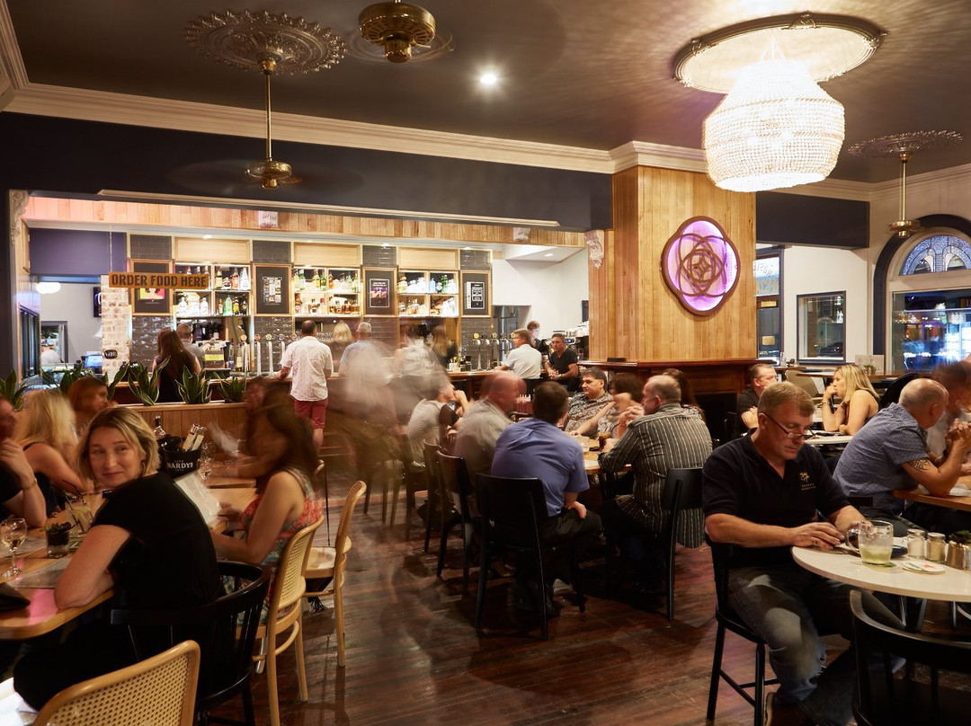 Rose Hotel & Motel Restaurant