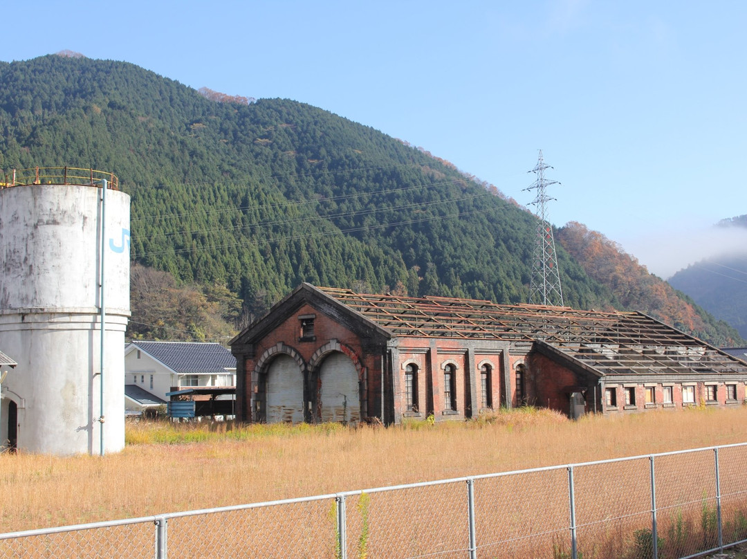Old Wadayama Roundhouse, Brick Warehouse