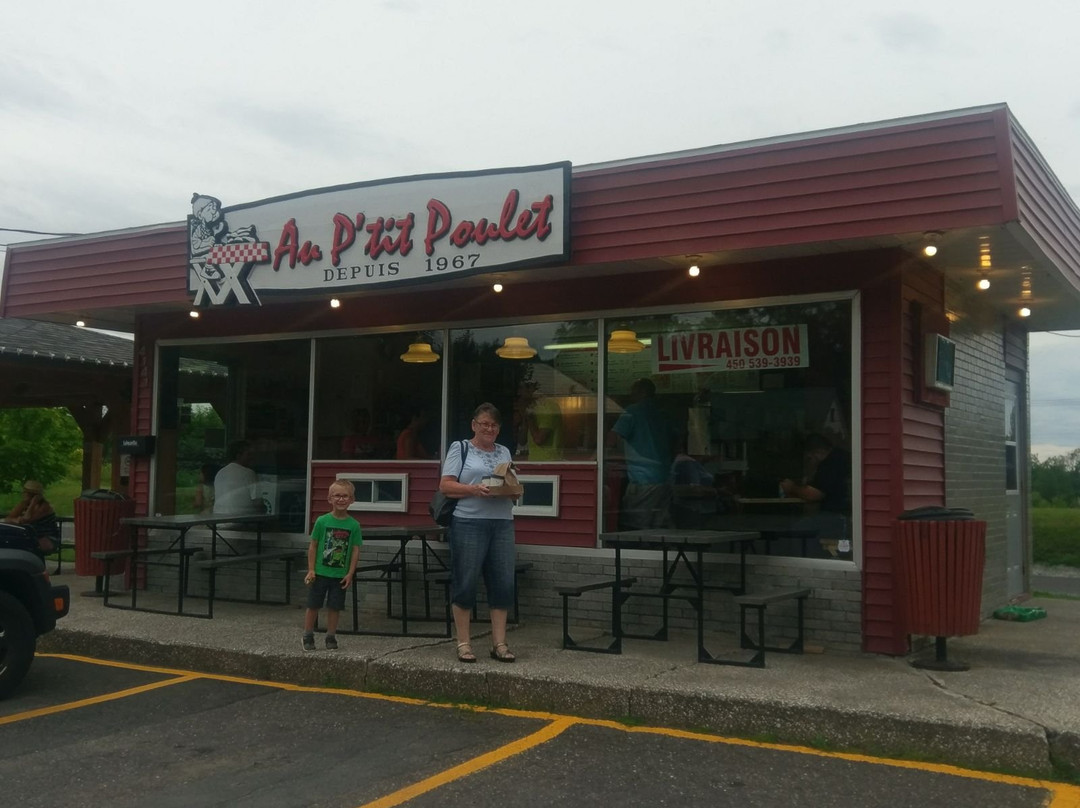 Foster餐馆和美食-Restaurant Au P'tit Poulet Enr