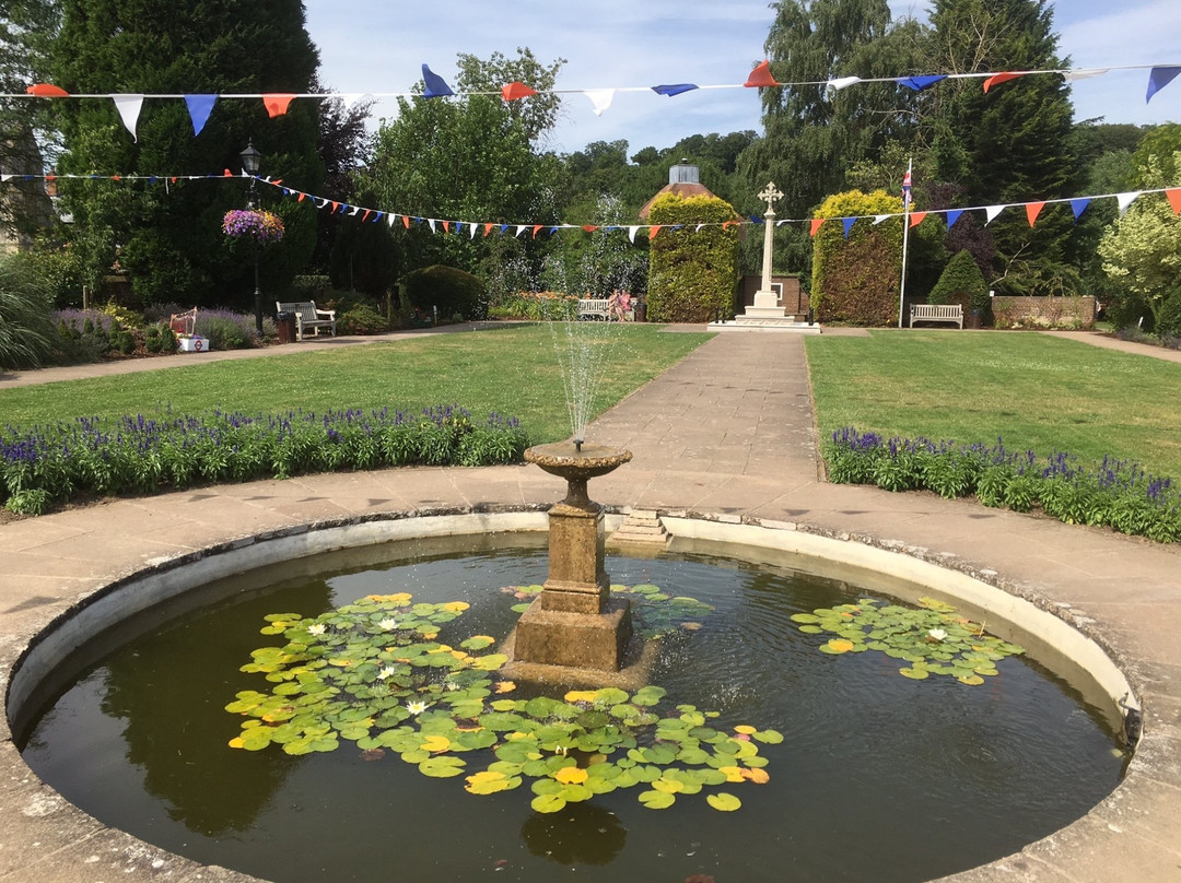 Amersham Memorial Gardens景点图片