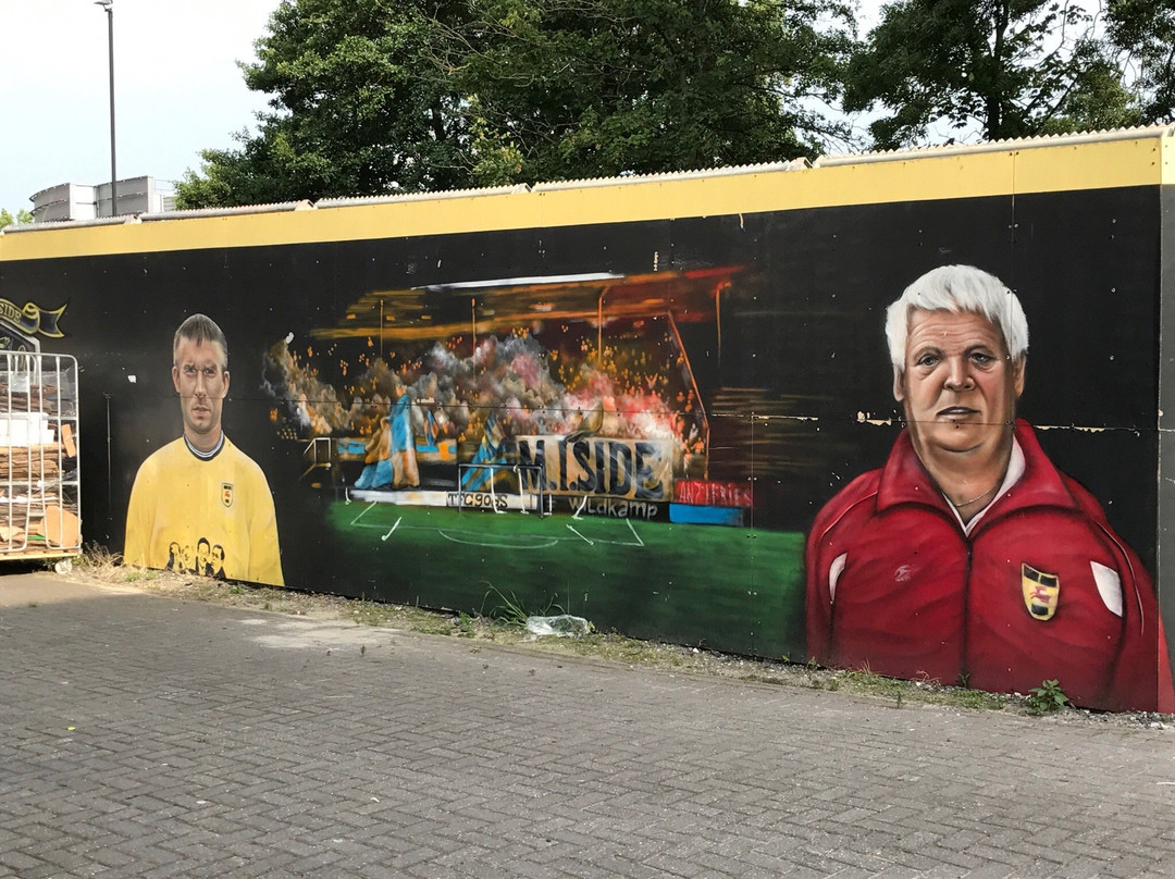 (oude) Cambuur Stadion-吕伐登必去景点