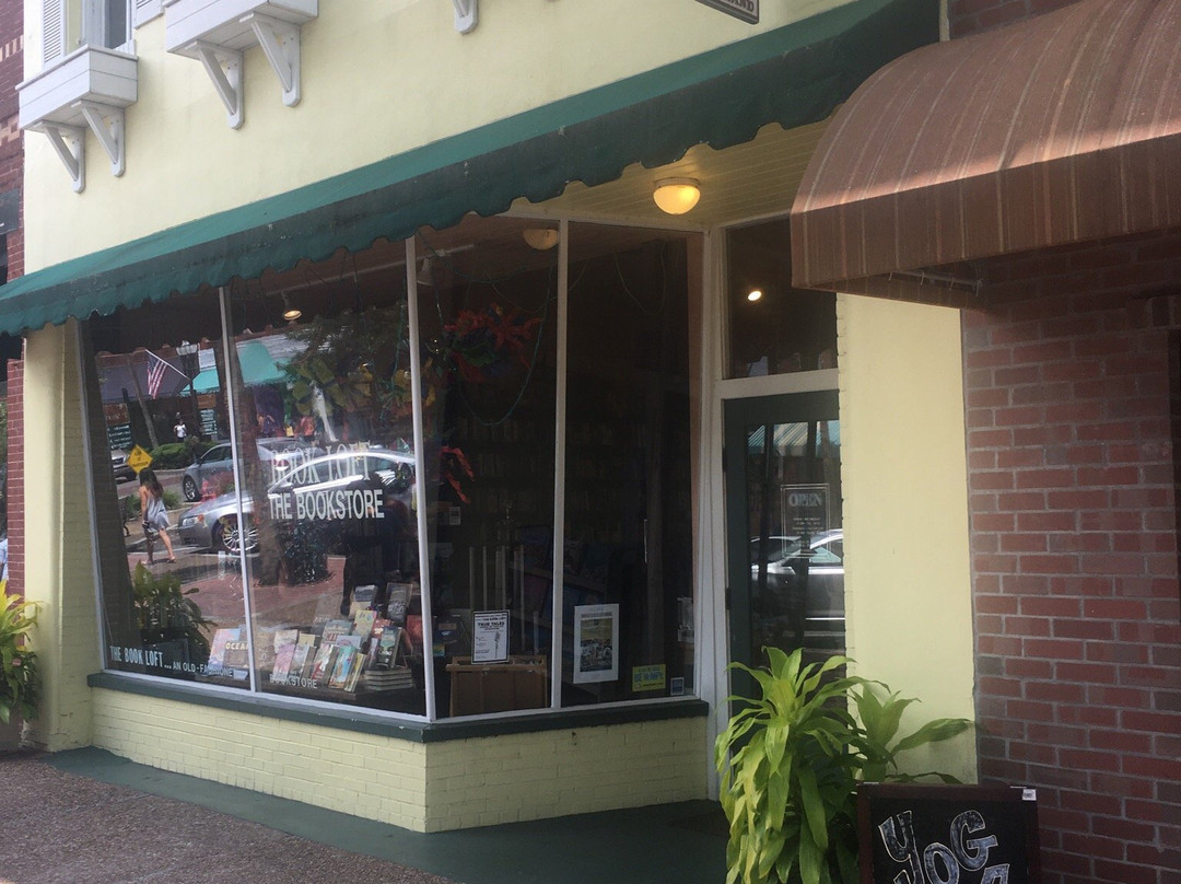 The Book Loft-费尔南迪纳岛必去景点