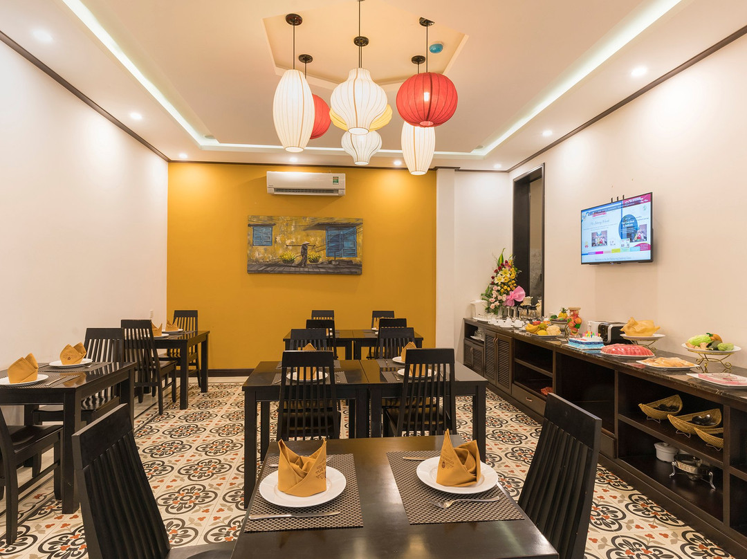 Golden Bell Restaurant & Cooking Class-会安必去景点