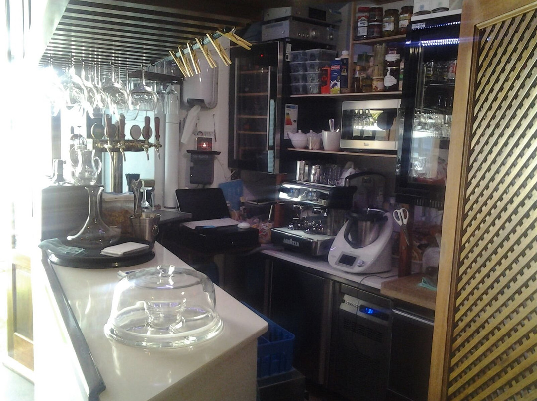 La Sirena Beer & Wine House-巴尔玛圣库鲁斯必去景点