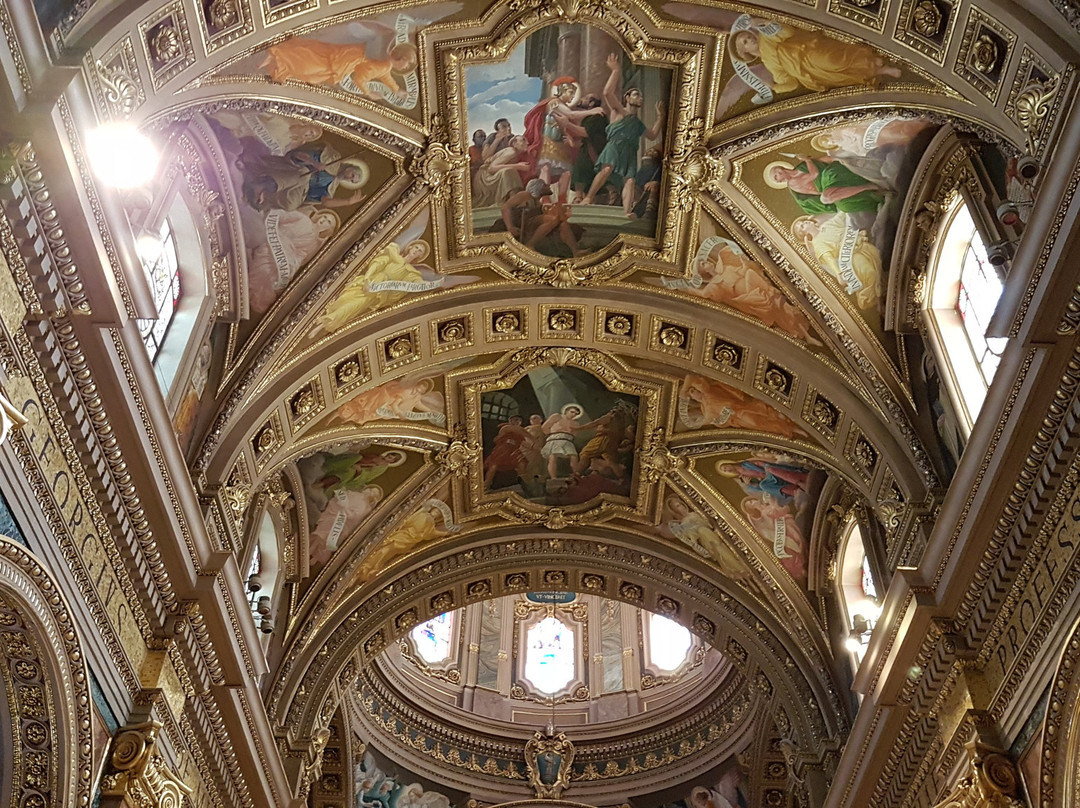 Victoria旅游景点-St. George's Basilica