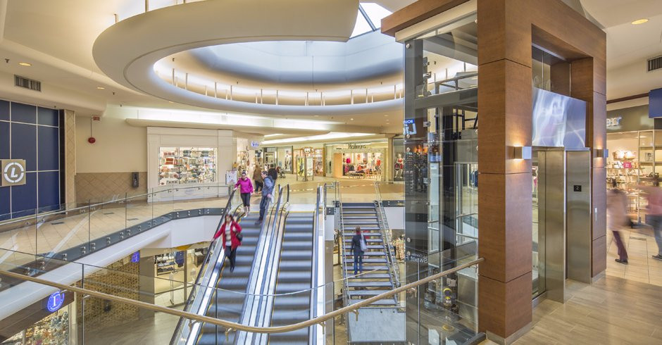 Carrefour de l'Estrie-舍布鲁克必去景点