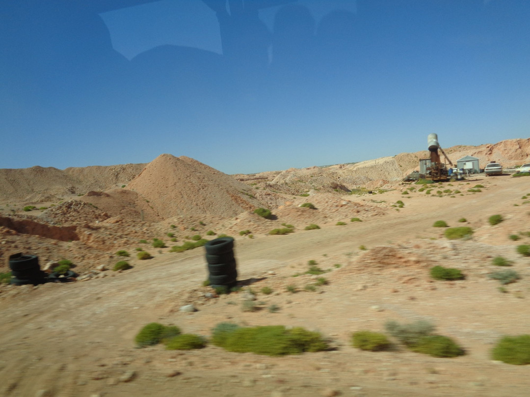Coober Pedy Opal Fields Golf Course-库伯佩迪必去景点