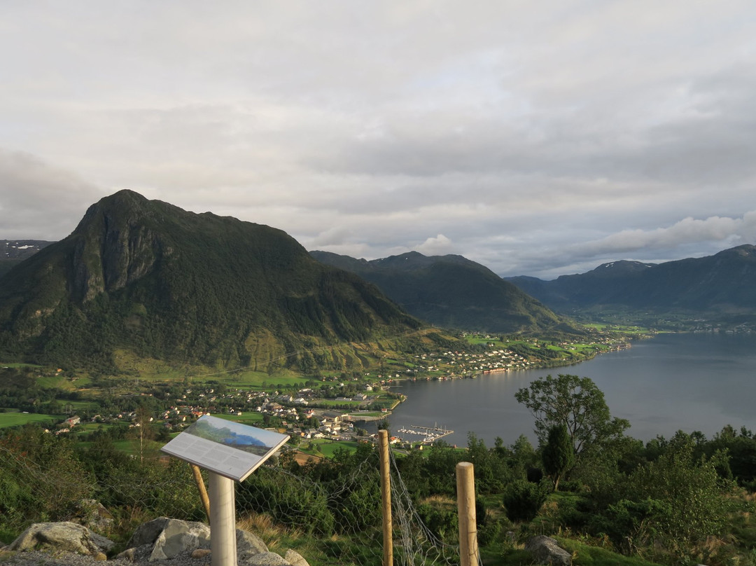 Skalafjell (Sjethaug)景点图片