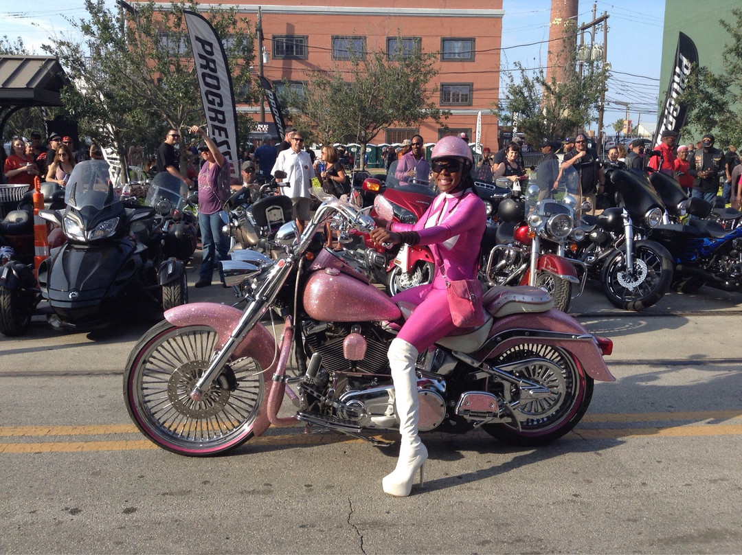 Lone Star Rally-盖维斯顿必去景点