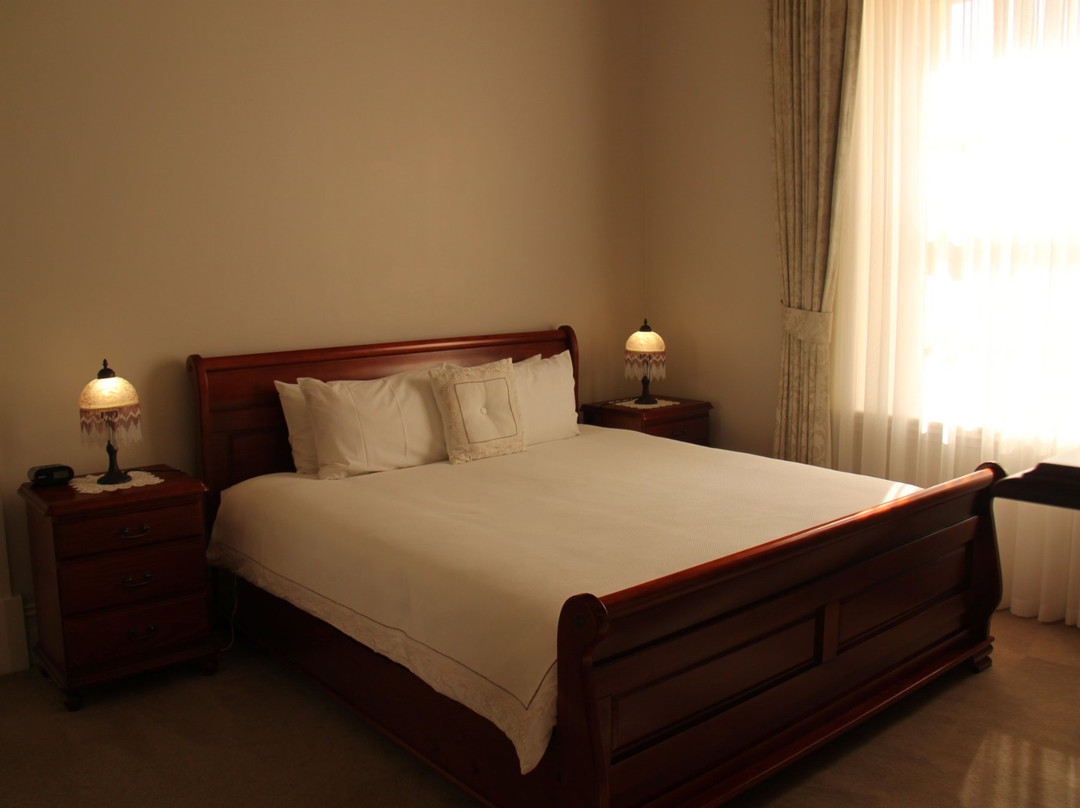 Rose Eden House主图