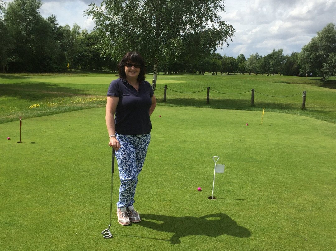 Cambridge Lakes Golf Course景点图片