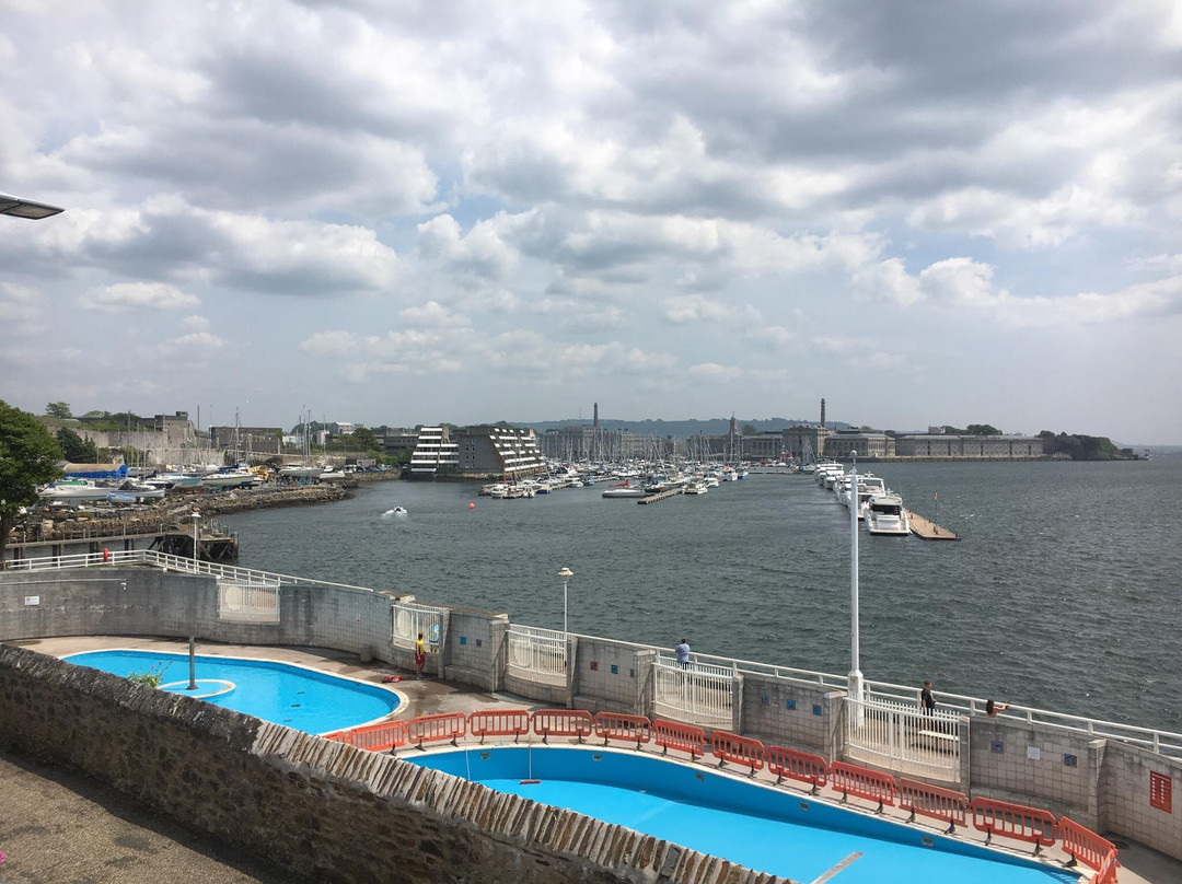 Mount Wise Swimming Pools景点图片