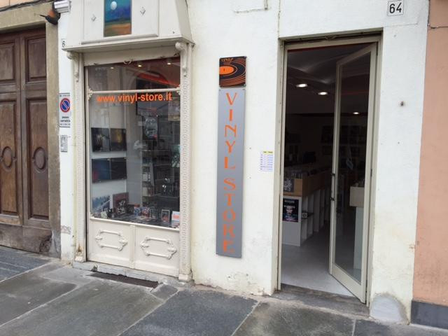 Vinyl Store-Bra必去景点