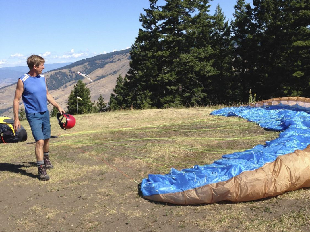 Paraglide Canada-弗农必去景点