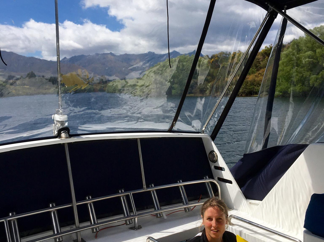 Manapouri Lake Cruises景点图片
