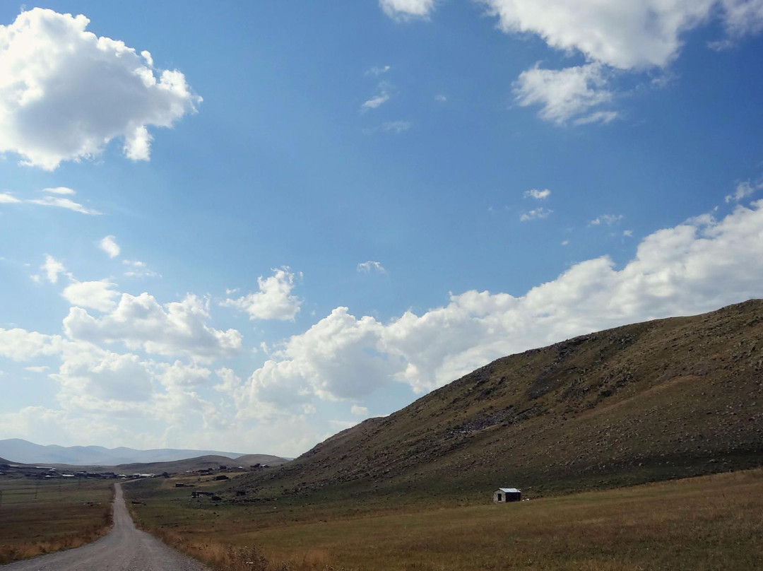 Lake Arpi-Shirak Province必去景点