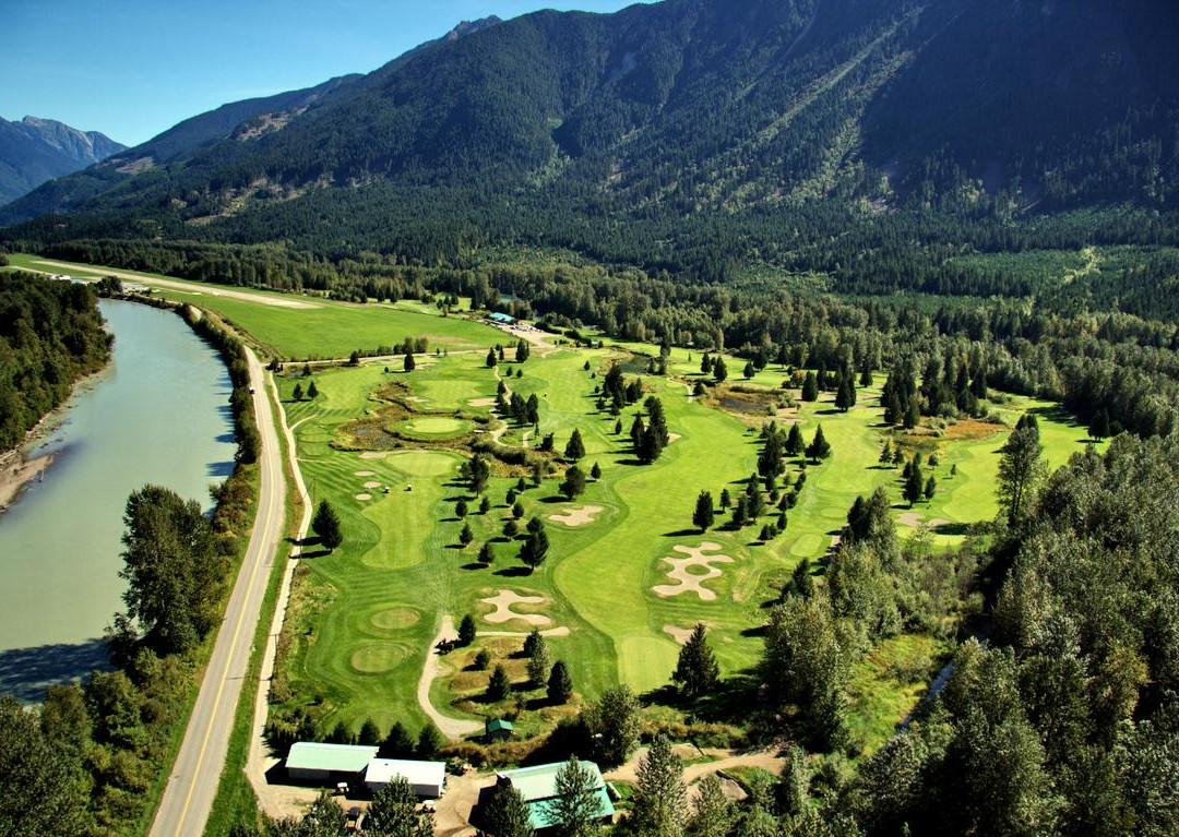 Sunstone Golf Club - Bar & Grill景点图片