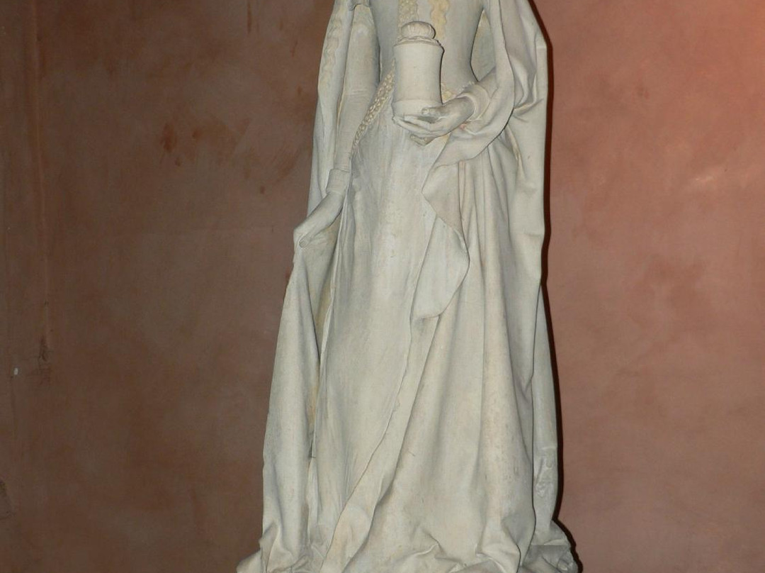 Église Saint-Pierre de Montluçon-蒙吕松必去景点