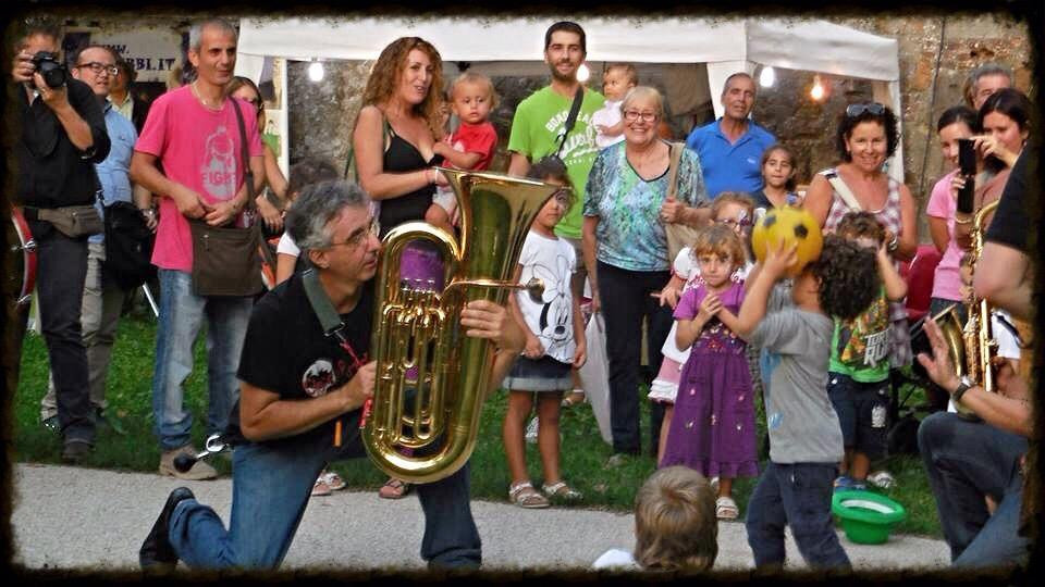 CiacciaBanda StreetBand - Sguerguenze Musicali Itineranti景点图片