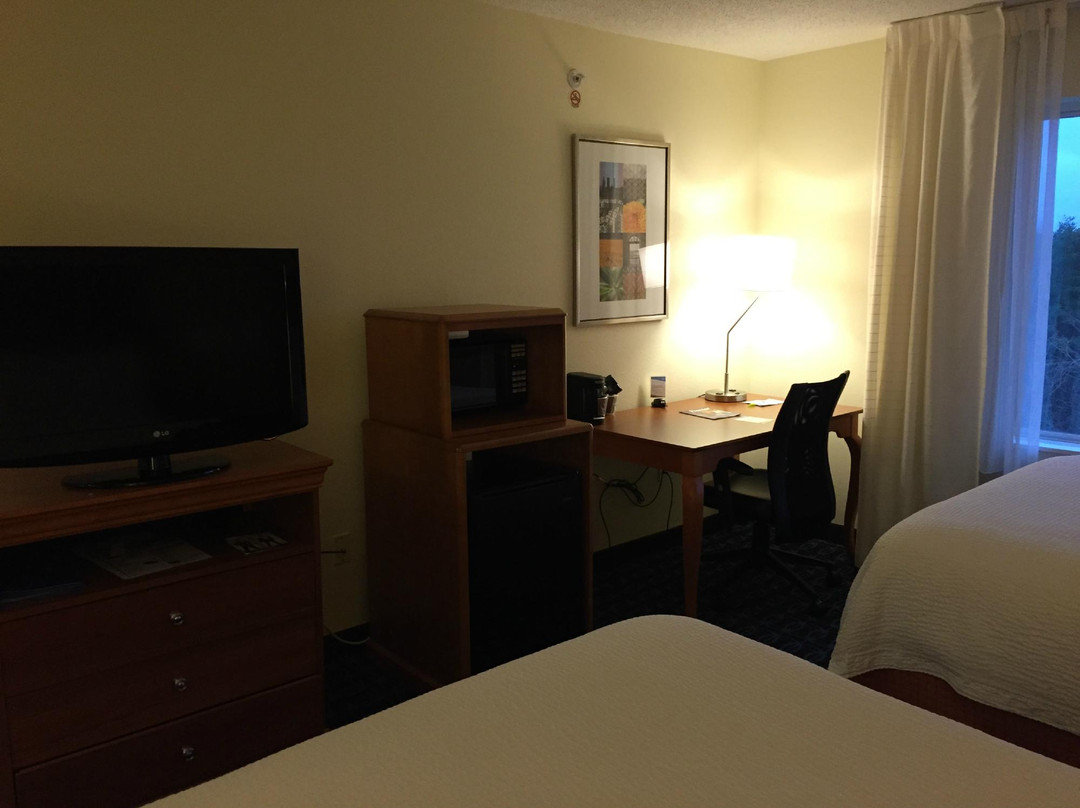 戈尔兹伯勒酒店住宿-Fairfield by Marriott Inn & Suites Greensboro Wendover