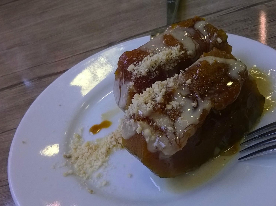 YEŞİL Pideli Köfte