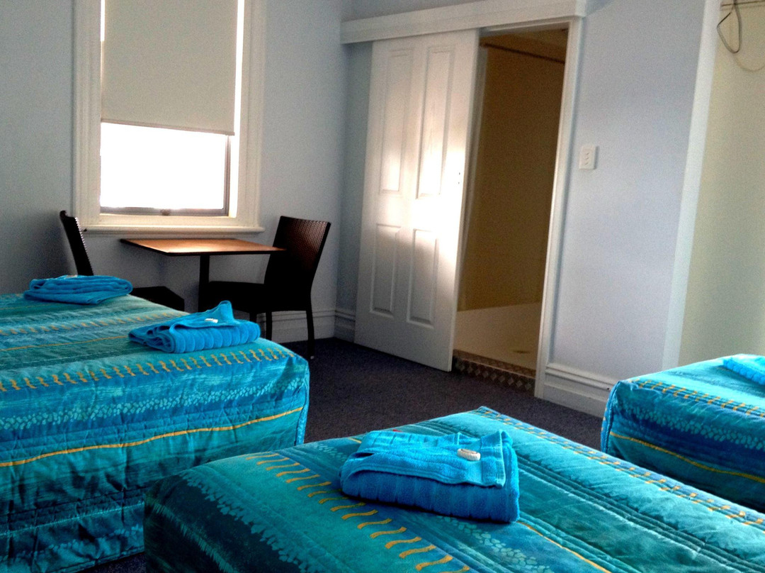 Seabreeze Hotel主图