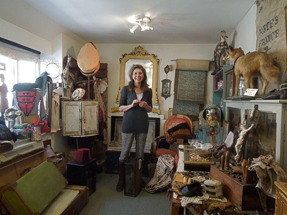 Sue Stokes Antiques景点图片
