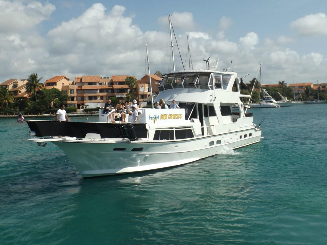 H2OH Sun Cruises-阿范特拉斯港必去景点