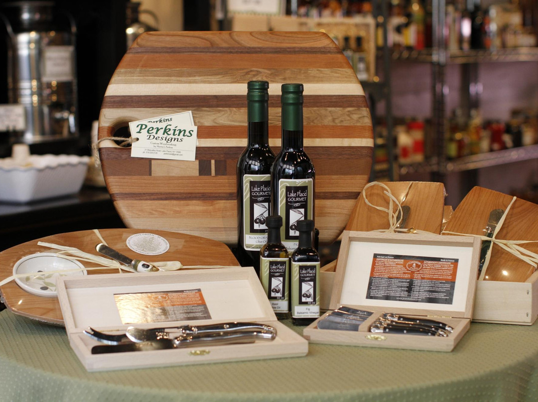 Temptations from Lake Placid Gourmet-普莱西德湖必去景点