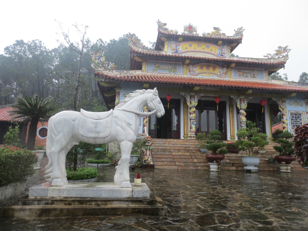 Huyen Tran Princess Temple-顺化必去景点