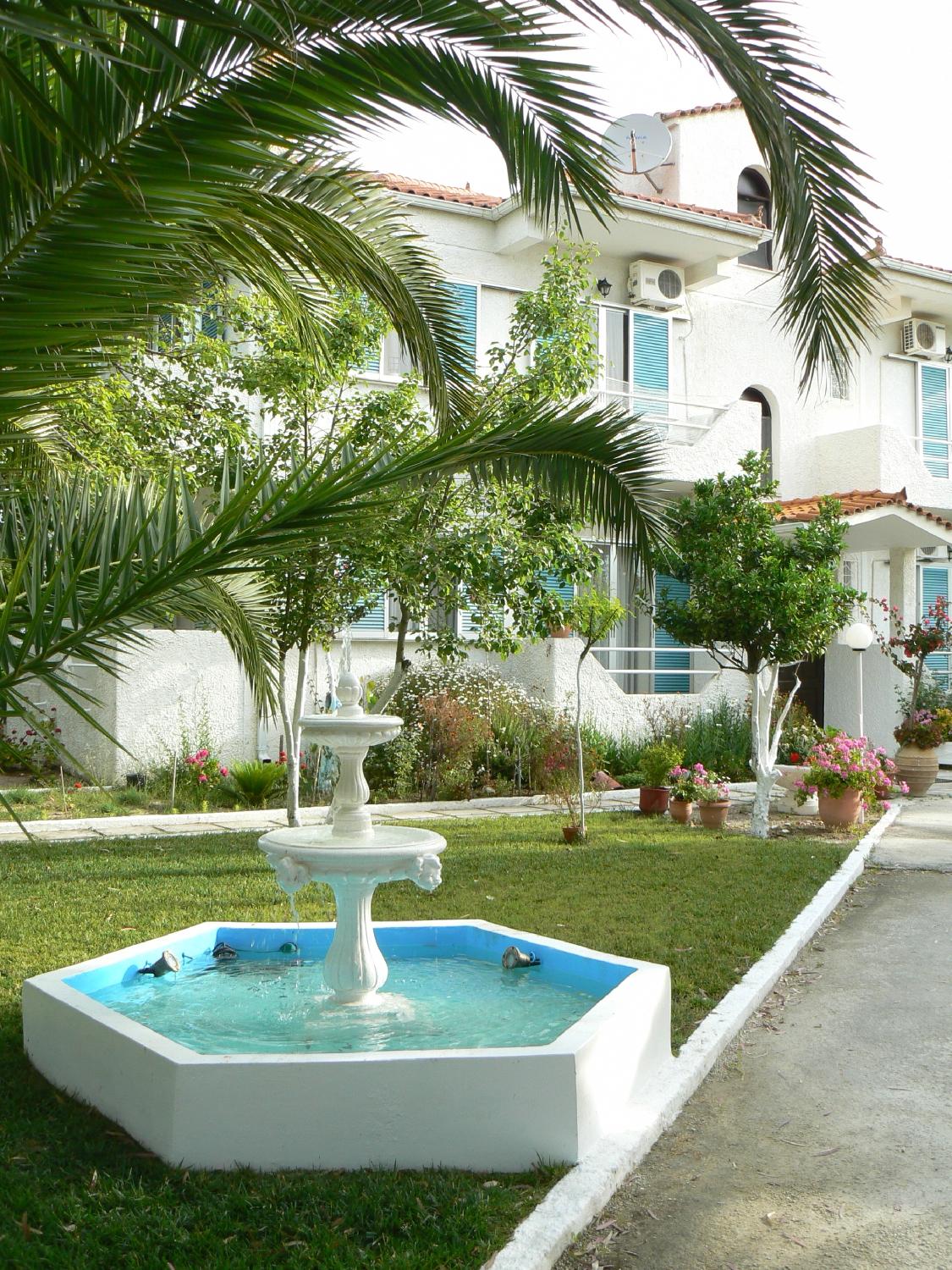 Villa Mantalena-官方