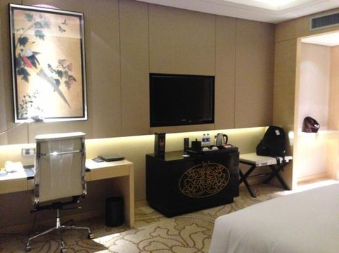 西安富力希尔顿酒店（钟鼓楼明城墙店）主图